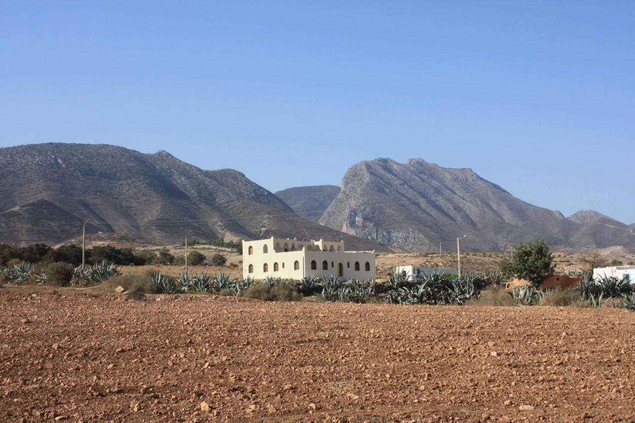 Riad Kebdana Ifoutatsene Kültér fotó