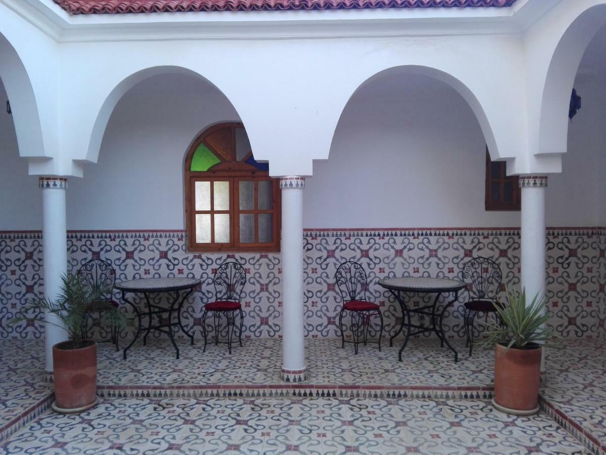 Riad Kebdana Ifoutatsene Kültér fotó